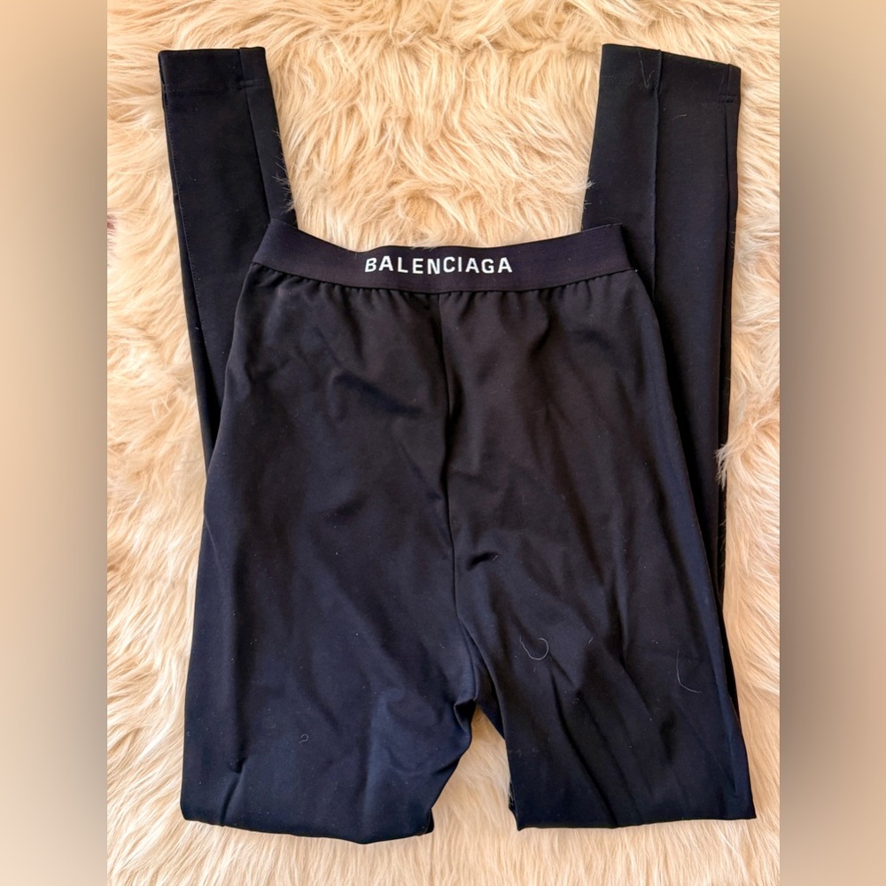 Balenciaga Black High-Waisted Leggings Pant w/ Back Logo 36